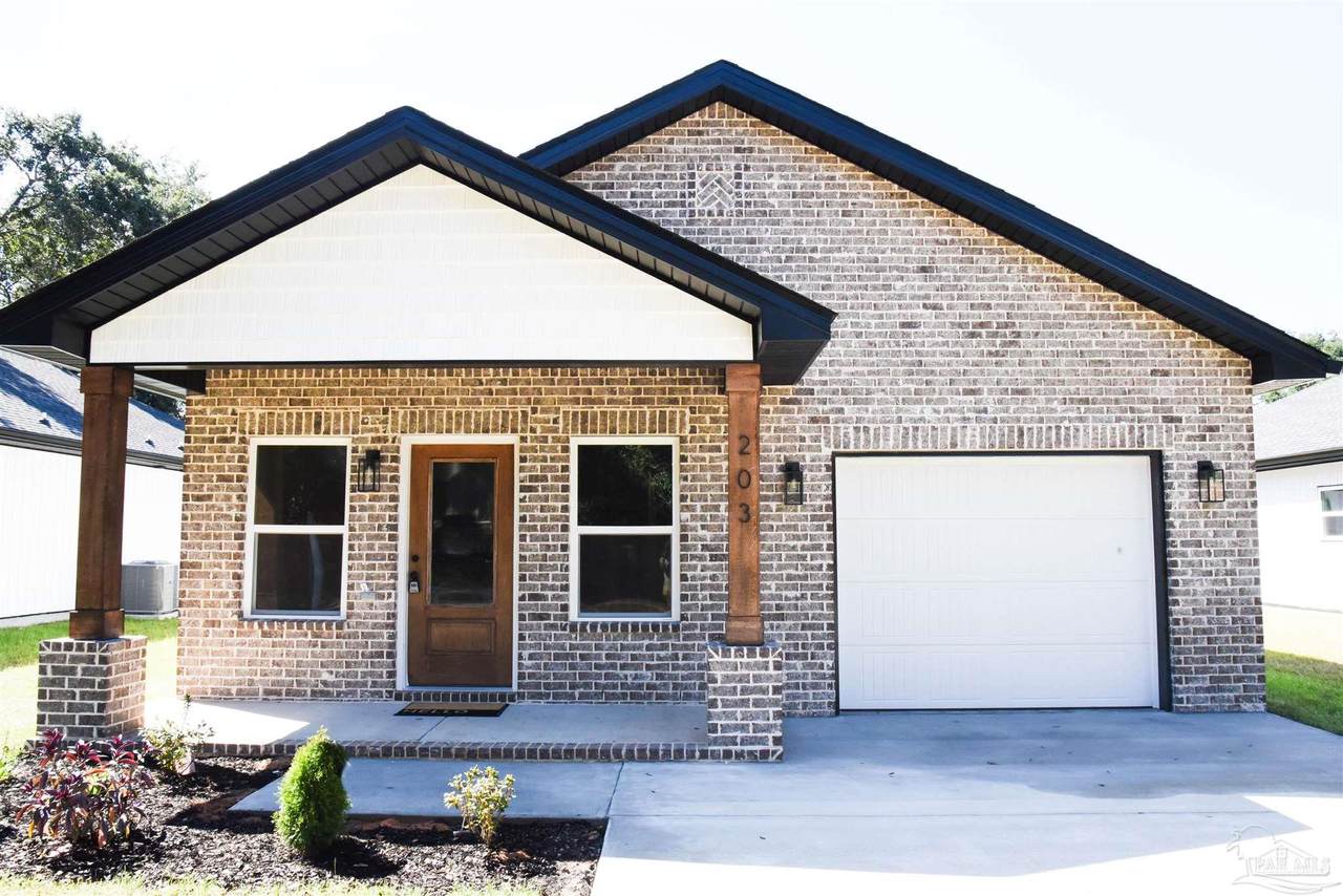 203 Charleston Dr - Photo 1