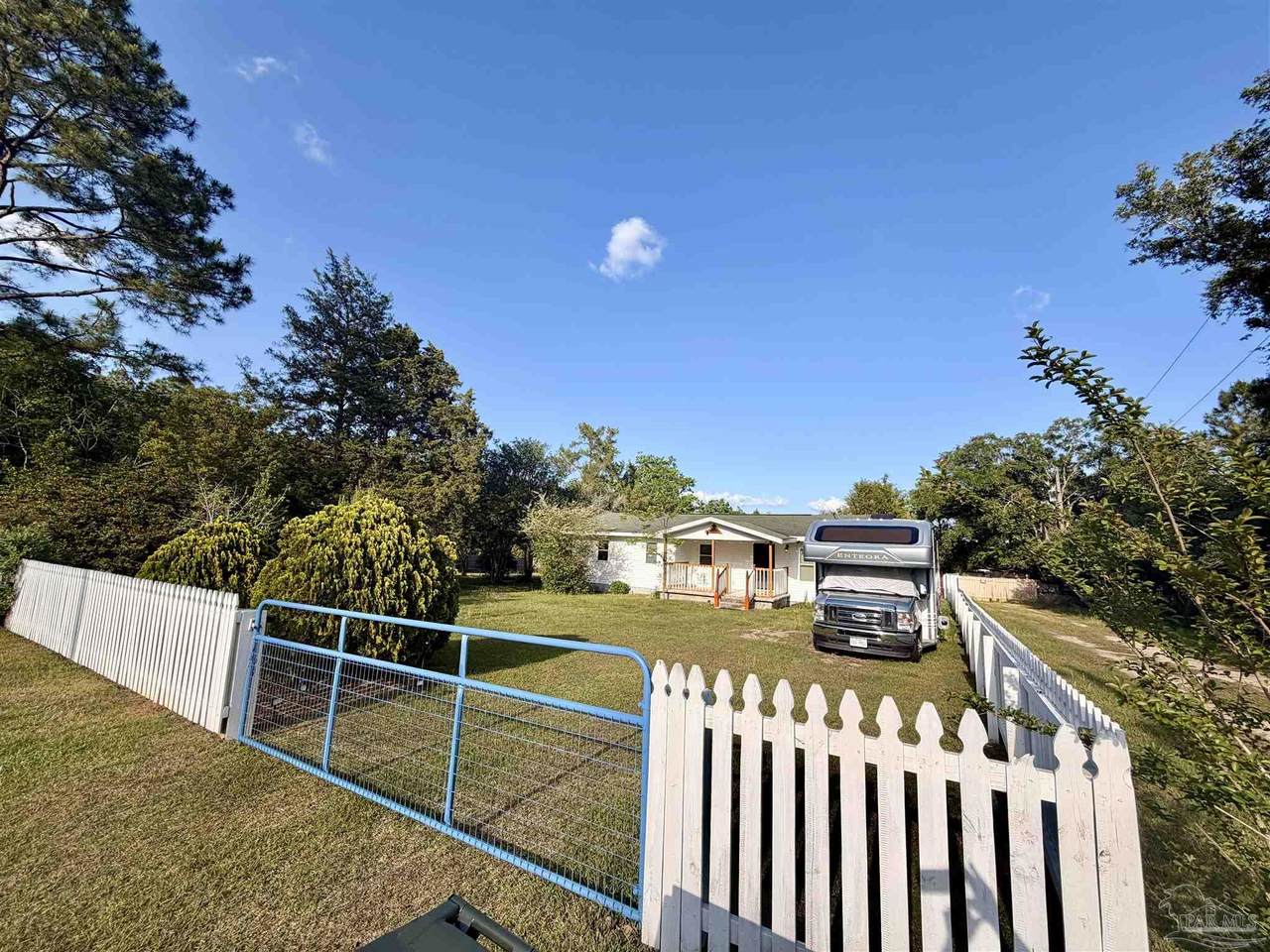 https://bt-photos.global.ssl.fastly.net/pensacola/1280_boomver_5_681425-2.jpg