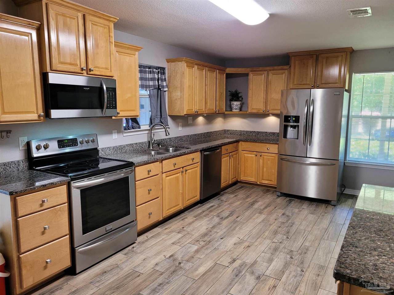4244 Indiana Cir - Photo 1