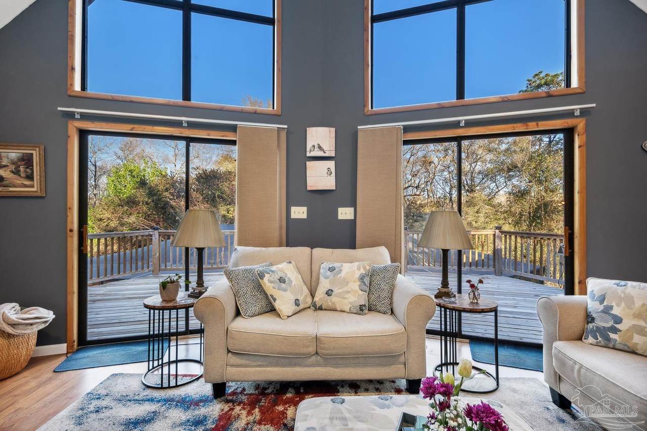 7434 Pine Lake Cir - Photo 1