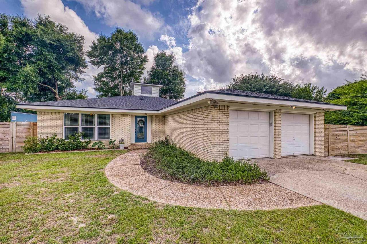 3815 Durango Dr - Photo 1