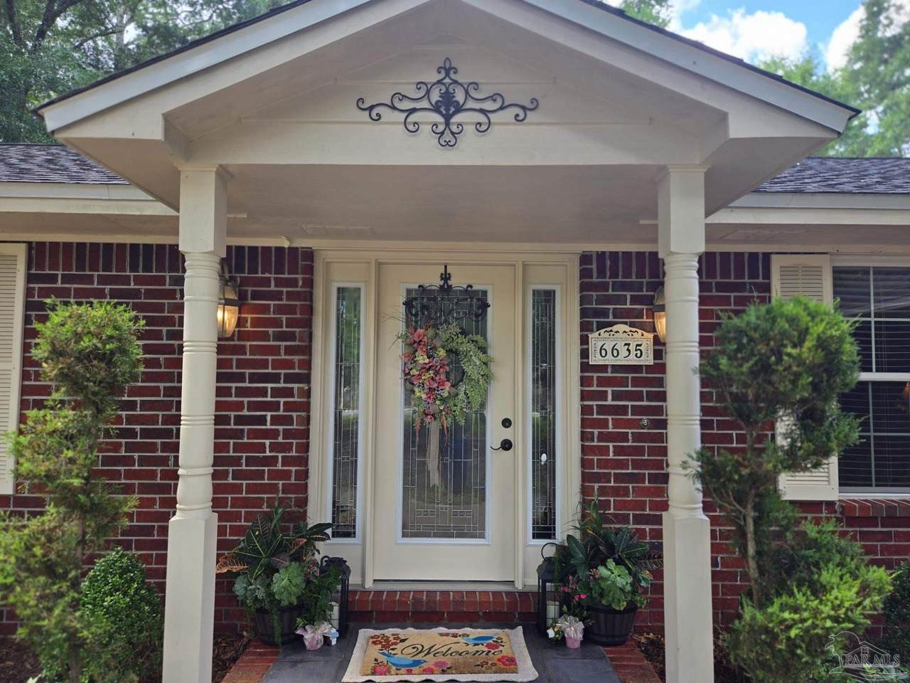 6635 Warren Rd - Photo 1