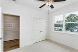 906 Hatton St - Photo 17