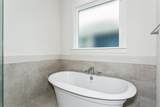 906 Hatton St - Photo 27