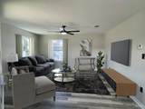 622 G St - Photo 29