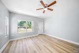 2318 Lakeview Ave - Photo 3