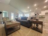 601 Halcyon Cir - Photo 25