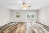 213 Honeysuckle Way - Photo 16