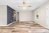 213 Honeysuckle Way - Photo 17