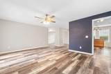 213 Honeysuckle Way - Photo 19