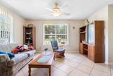 2410 Yonge St - Photo 6