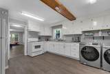 597 Wilson St - Photo 10