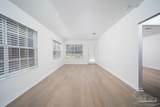 2562 Trailwood Dr - Photo 4