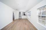 2562 Trailwood Dr - Photo 5
