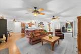 8510 Rock Hill Rd - Photo 14