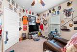 9218 Oak Crest Dr - Photo 32