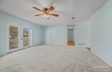 1746 Crest Ln - Photo 17