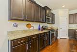 833 Wedgewood Dr - Photo 18
