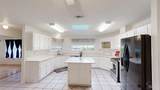 3901 Deerwood Cir - Photo 3