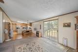 4060 Windsor Ln - Photo 6