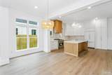 1322 Fisher St - Photo 6