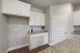 7708 Burnside Loop - Photo 16