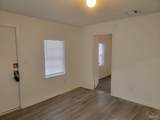 711 Gregory St - Photo 4