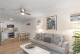 3202 Redwood Ln - Photo 2