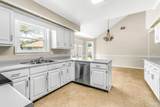 6860 Cedar Ridge Dr - Photo 10