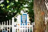 3308 Mallory - Photo 1