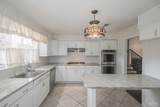 2201 Dupont Dr - Photo 14