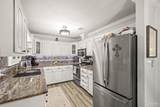8601 Chisholm Rd - Photo 11