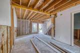 8101 Tippin Ave - Photo 5