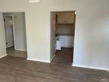 660 Lloyd St - Photo 3