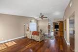 404 Shorewood Cir - Photo 14