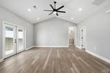 5712 Riviera Dr - Photo 11