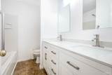 2813 Langley Ave - Photo 19