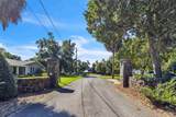 1055 Harbourview Cir - Photo 4