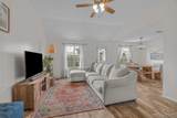 2285 Estate Cir - Photo 11
