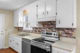 524 Greenberry Dr - Photo 13