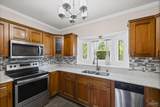 120 Baybridge Dr - Photo 4