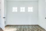 1409 Madelyn Woods Dr - Photo 16
