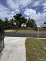 440 Wright St - Photo 17