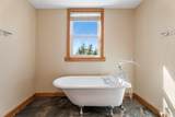 7020 Capt Lynn Rd - Photo 22