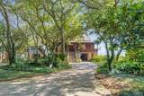 209 Bayshore Dr - Photo 2