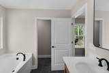 7945 Twin Lake Dr - Photo 32