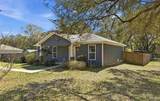 2049 Roberts Cir - Photo 3