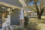 2049 Roberts Cir - Photo 4