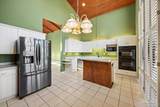 8871 Scenic Hills Dr - Photo 16