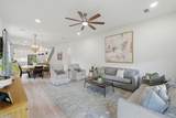 908 Yonge St - Photo 13